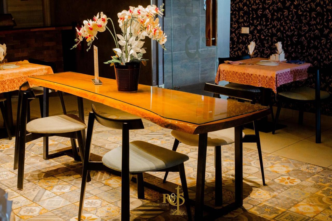 Roots Hotel Apartments Abidjan Ngoại thất bức ảnh