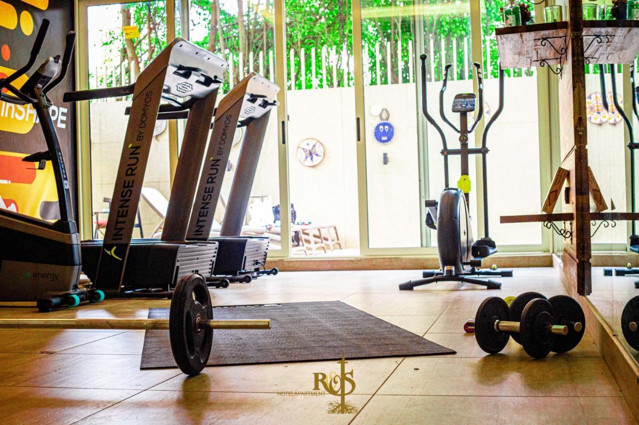 Roots Hotel Apartments Abidjan Ngoại thất bức ảnh