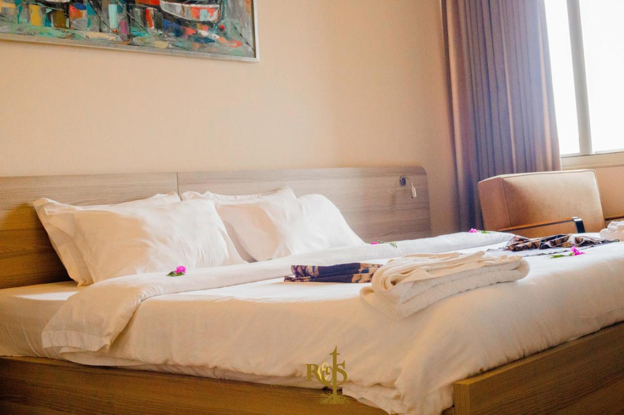 Roots Hotel Apartments Abidjan Ngoại thất bức ảnh