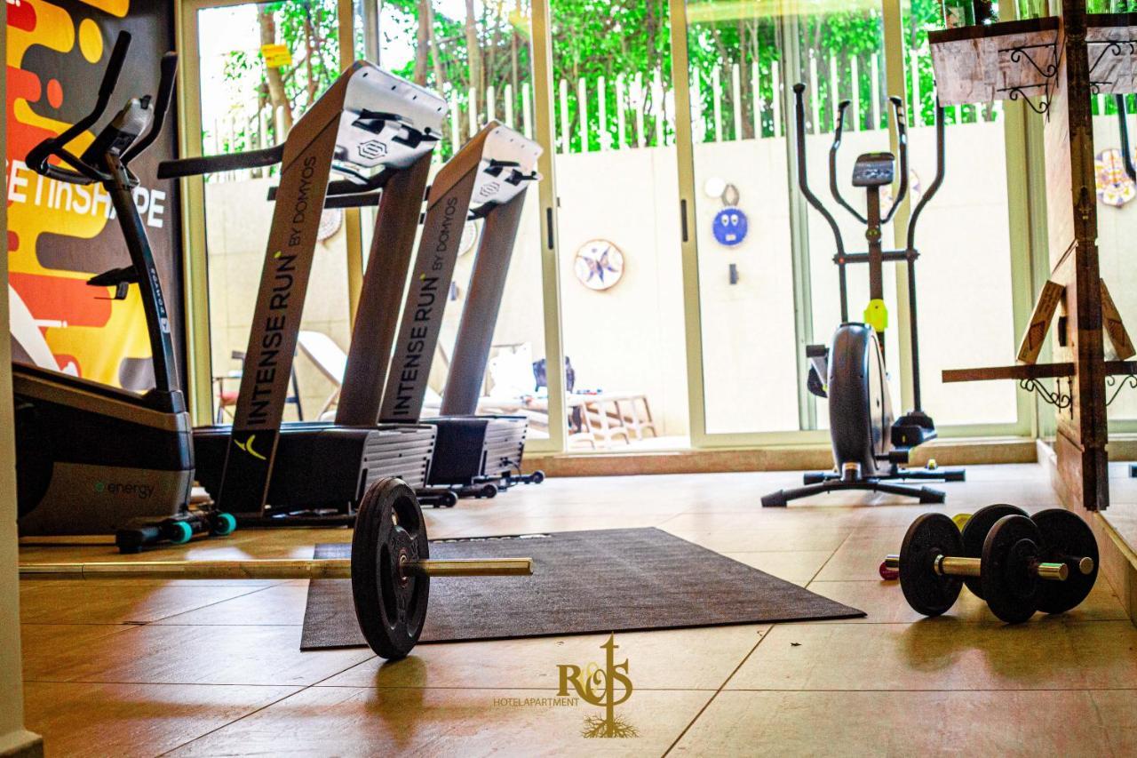 Roots Hotel Apartments Abidjan Ngoại thất bức ảnh