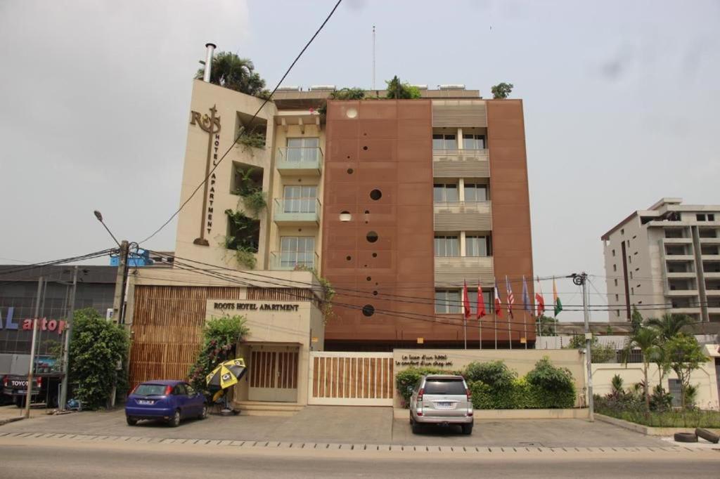 Roots Hotel Apartments Abidjan Ngoại thất bức ảnh