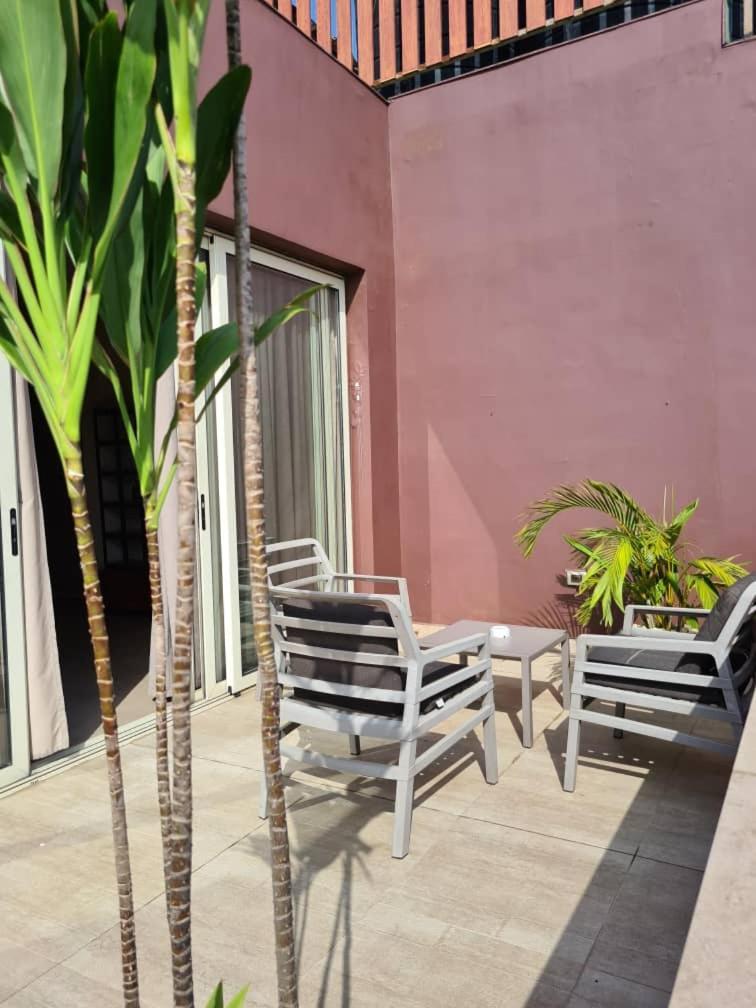 Roots Hotel Apartments Abidjan Ngoại thất bức ảnh