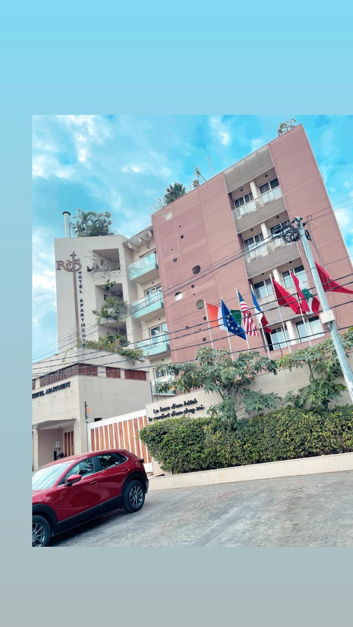 Roots Hotel Apartments Abidjan Ngoại thất bức ảnh